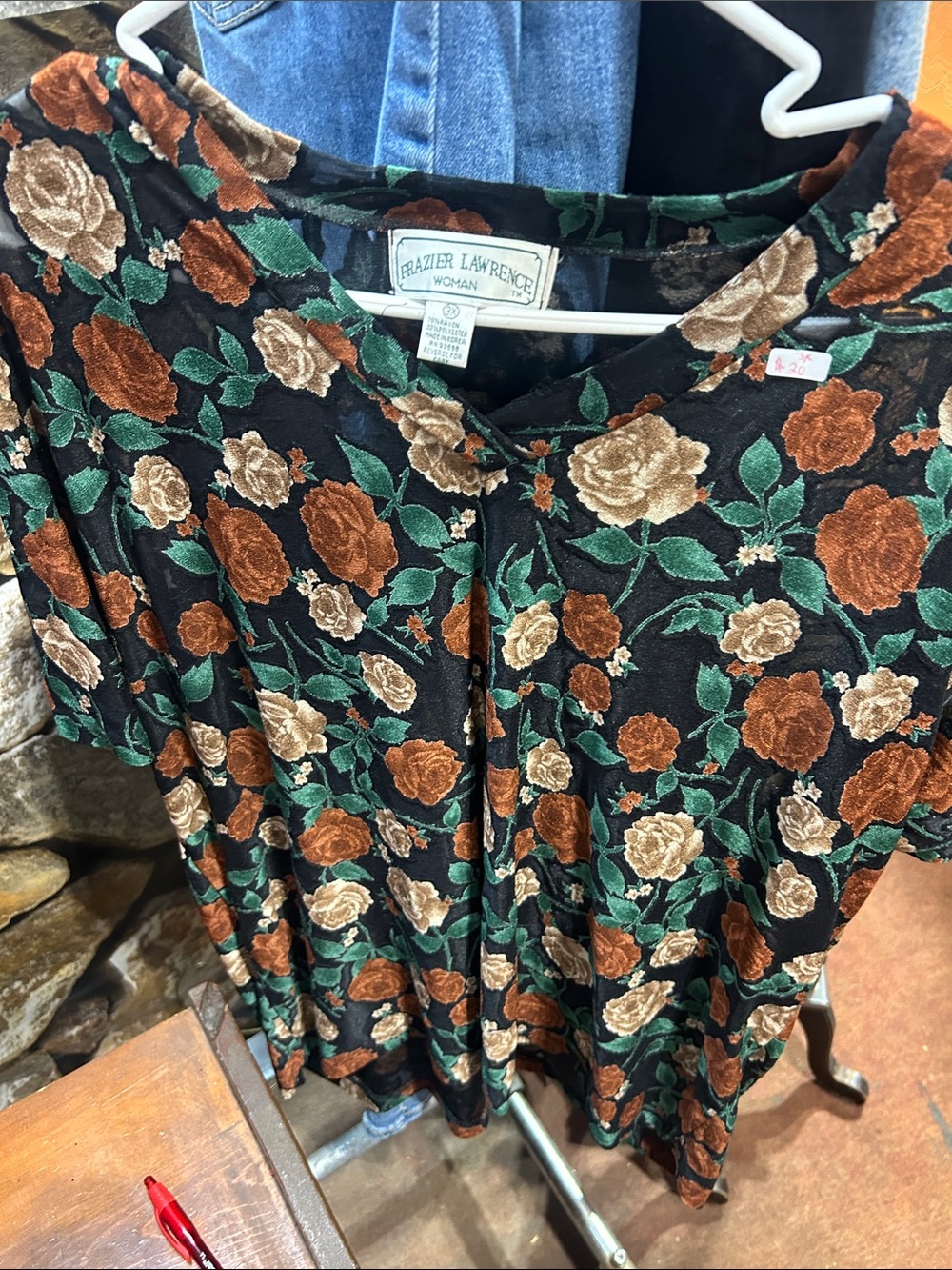 Frazier Lawrence Woman Black Floral Short-Sleeve Top - Rust & Cream Roses